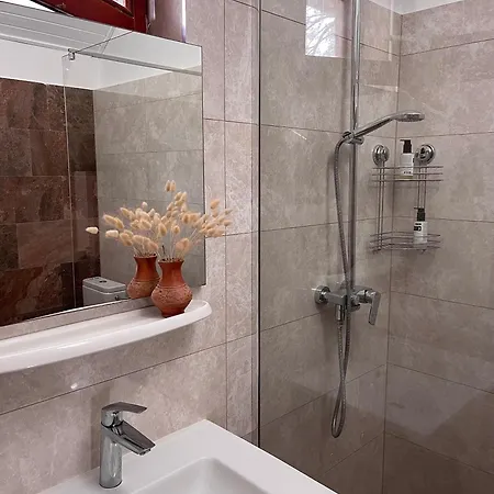 Salbunara Zen Seafront Vakantiehuis *